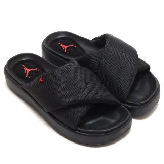 ナイキ(NIKE)の【新品】NIKE　JORDAN SOPHIA SLIDE　ジョーダン　サンダル(サンダル)