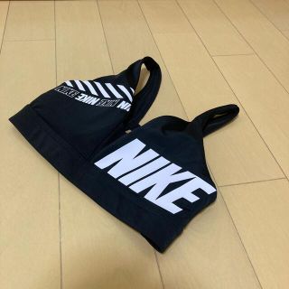 ナイキ(NIKE)のNIKE スポーツブラトップ　ブラック(ウェア)