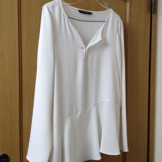 ザラ(ZARA)のZARA ブラウス 長袖 白(シャツ/ブラウス(長袖/七分))