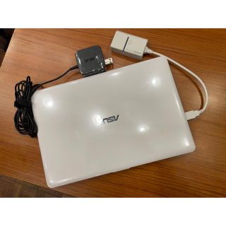 エイスース(ASUS)のASUS VivoBook E203NA-464W(ノートPC)