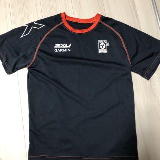 ツータイムズユー(2XU)のマラソン参加賞Tシャツ＋久米島(ウェア)