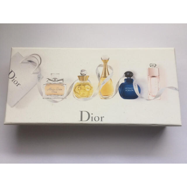 Christian Dior - 【未使用】Dior ミニ香水セットの通販 by bmor95c's shop｜クリスチャンディオールならラクマ