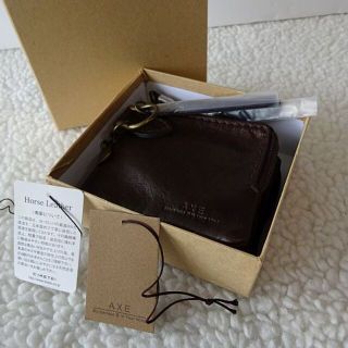 AXE - 【新品/本物】 AXE（アックス）馬革折財布/チョコ 