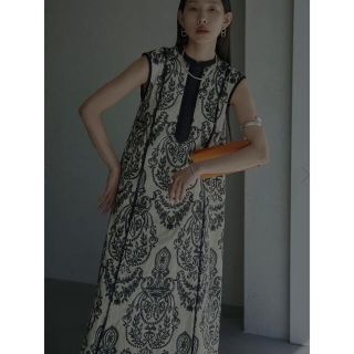 アメリヴィンテージ(Ameri VINTAGE)の【新品未使用】DAMASK EMBROIDERY LINEN DRESS(ロングワンピース/マキシワンピース)