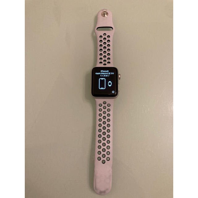 Apple Watch(アップルウォッチ)のAPPLE WATCH3 NIKE+ 42 シルバー　ナイキ　42mm  スマホ/家電/カメラのスマートフォン/携帯電話(その他)の商品写真