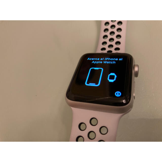 Apple Watch(アップルウォッチ)のAPPLE WATCH3 NIKE+ 42 シルバー　ナイキ　42mm  スマホ/家電/カメラのスマートフォン/携帯電話(その他)の商品写真