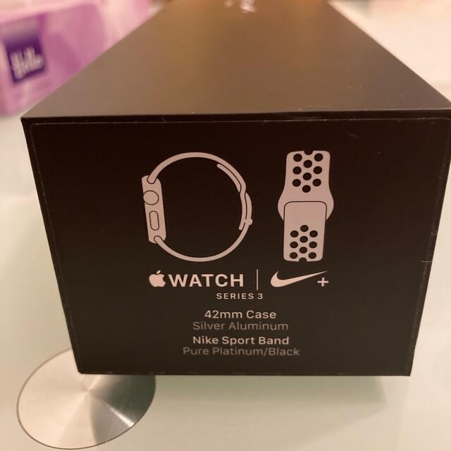 スマホ家電カメラAPPLE WATCH3 NIKE+ 42 シルバー　ナイキ　42mm