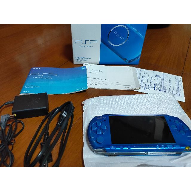 【未使用品】PSP-3000バイブラントブルー 未使用美品エンタメ/ホビー