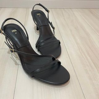 ザラ(ZARA)のZARA🫧華奢サンダル👡✨(サンダル)