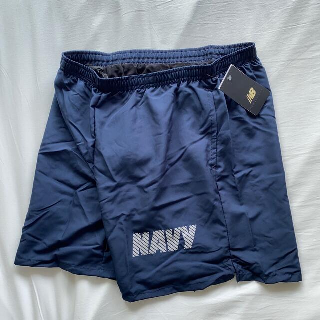 New Balance(ニューバランス)の[New Balance] U.S.NAVY トレーニングショーツ　L レディースのパンツ(ショートパンツ)の商品写真