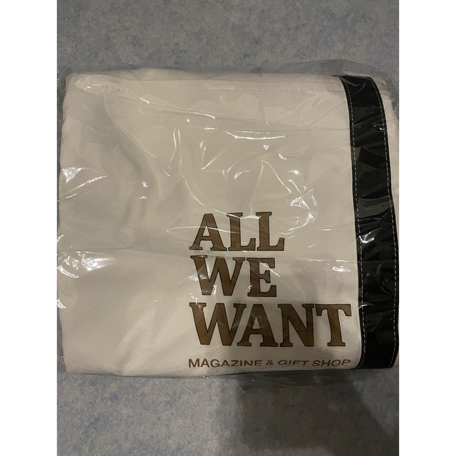 1LDK SELECT(ワンエルディーケーセレクト)のaww magazine/all we want AWW TOTE BLACK メンズのバッグ(トートバッグ)の商品写真