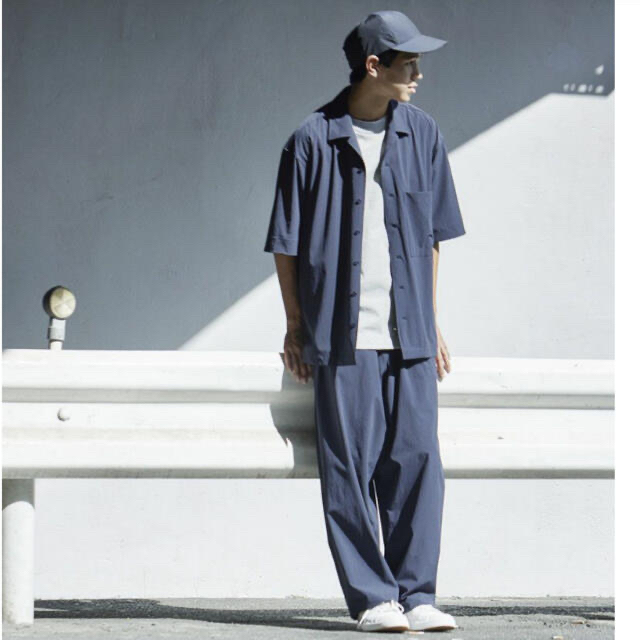 1LDK SELECT(ワンエルディーケーセレクト)のuniversalproduct BIG WAIST EASY SLACKS メンズのパンツ(スラックス)の商品写真