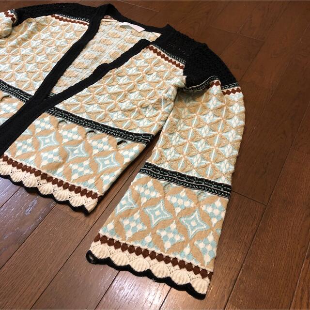 mame(マメ)のnuni様専用 マメクロゴウチ フォークロア 刺繍カーディガン サイズ2 レディースのトップス(カーディガン)の商品写真