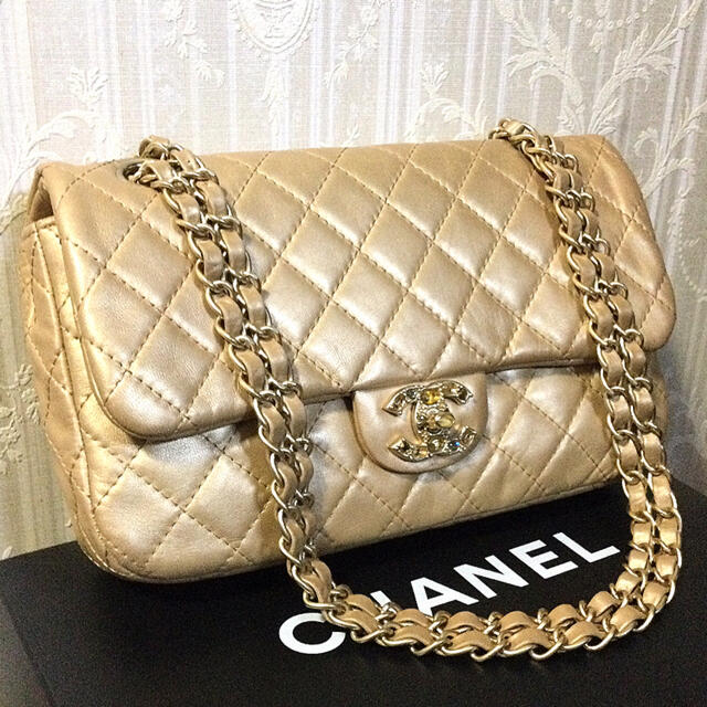 綺麗　CHANEL 限定マトラッセ　ショルダーバッグショルダーバッグ