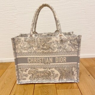 Christian Dior - ディオール ブックトートミディアム（グレーのトワル ドゥ ジュイ）