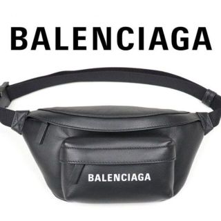 バレンシアガ(Balenciaga)のバレンシアガ    ロゴボディー  バック(ボディーバッグ)