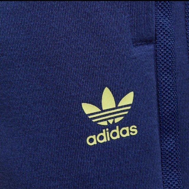 adidas(アディダス)のadidas originals　キッズ　上下　セットアップ キッズ/ベビー/マタニティのキッズ服男の子用(90cm~)(その他)の商品写真