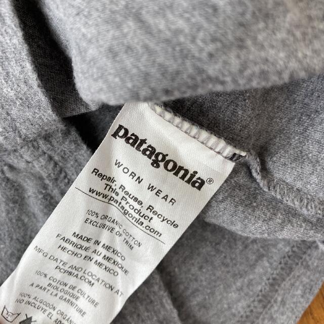 patagonia(パタゴニア)のパタゴニア XS 5-6 Tシャツ　グレー　110 120 キッズ/ベビー/マタニティのキッズ服男の子用(90cm~)(Tシャツ/カットソー)の商品写真