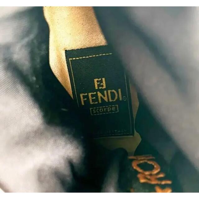 FENDI(フェンディ)の専用sanagokigenyo様FENDI ロゴヒールブーツ ソックスブーツ レディースの靴/シューズ(ブーツ)の商品写真