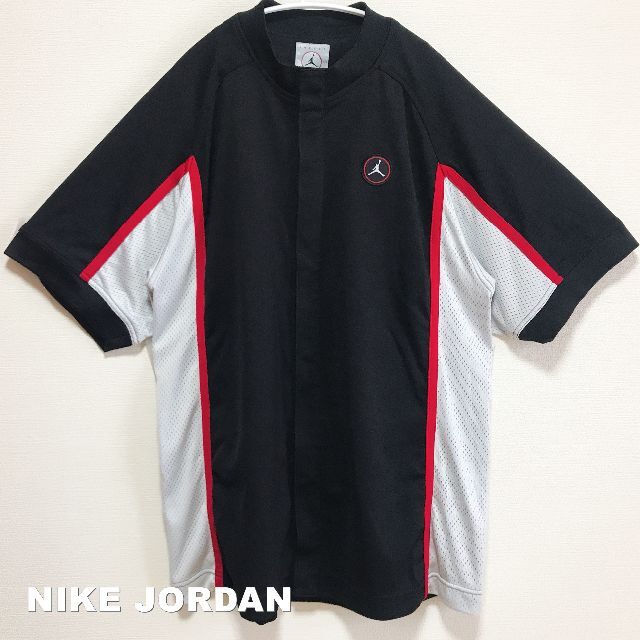 NIKE(ナイキ)の【NIKE JORDAN】ジョーダンブランド ジャンプマン シューティングシャツ メンズのトップス(シャツ)の商品写真