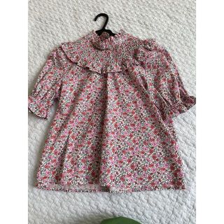 ザラ(ZARA)のZARA ザラ  フラワープリントポプリンブラウス　花柄　半袖(シャツ/ブラウス(半袖/袖なし))