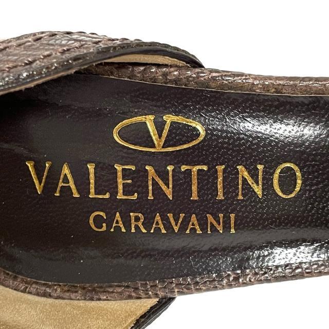 valentino garavani(ヴァレンティノガラヴァーニ)のバレンチノガラバーニ サンダル 37 1/2 - レディースの靴/シューズ(サンダル)の商品写真