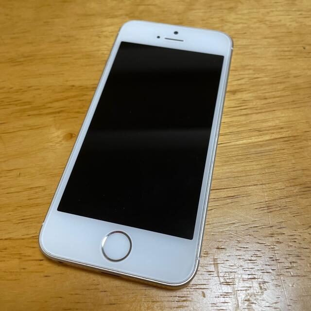 Apple(アップル)のiPhone SE(1st)64GB SIMフリー スマホ/家電/カメラのスマートフォン/携帯電話(スマートフォン本体)の商品写真