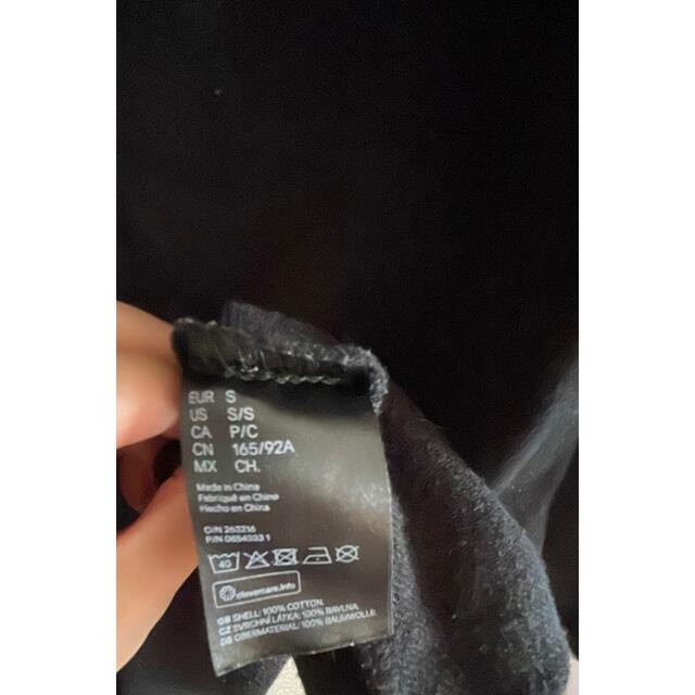 H&M(エイチアンドエム)の半袖 Tシャツ 黒 レディースのトップス(Tシャツ(半袖/袖なし))の商品写真
