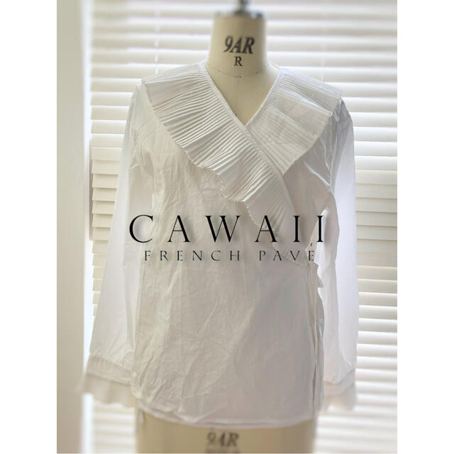 cawaii(カワイイ)のCAWAII✧︎フレンチパヴェ✧︎新品✧︎ビッグカラー  長袖ブラウス  レディースのトップス(シャツ/ブラウス(長袖/七分))の商品写真