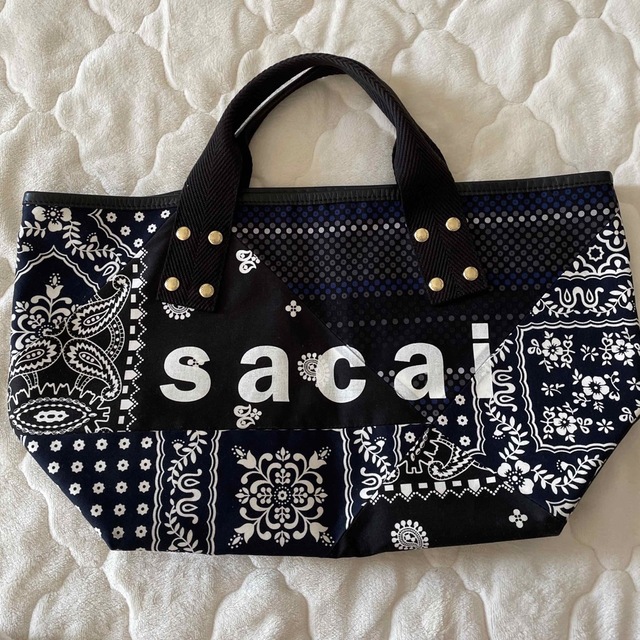 sacai(サカイ)のサカイ　バッグ　ペイズリー　バッグ　本物 レディースのバッグ(ハンドバッグ)の商品写真