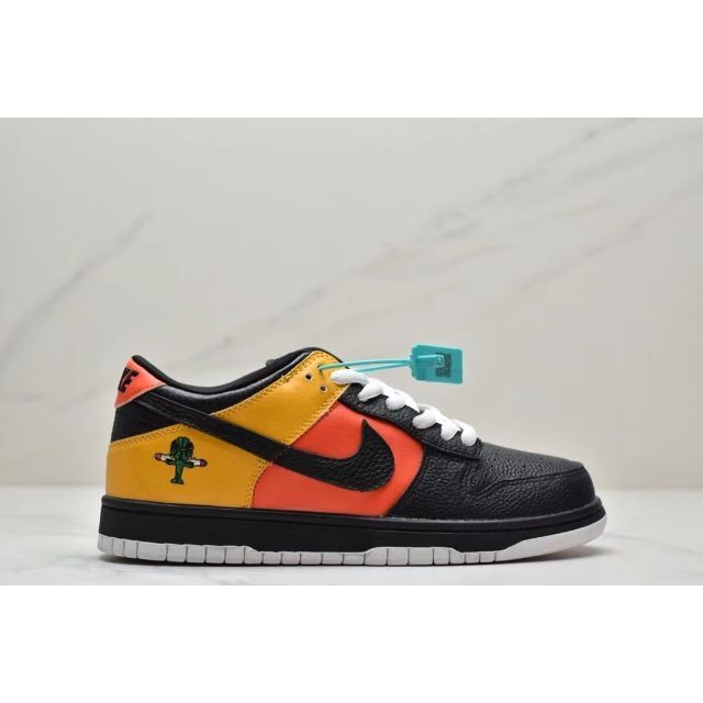 リアル NIKE DUNK LOW PRO SB ロズウェル ecousarecycling.com