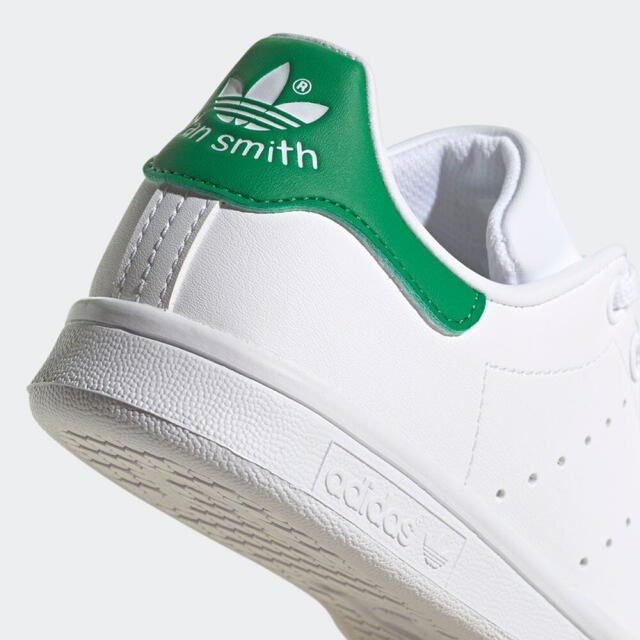 adidas(アディダス)のadidas アディダス STAN SMITH スタンスミス レディース レディースの靴/シューズ(スニーカー)の商品写真