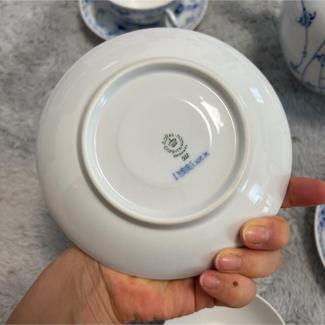 ROYAL COPENHAGEN(ロイヤルコペンハーゲン)の★鴨川ラビー様★ロイヤルコペンハーゲン　ティーポット　カップ&ソーサー インテリア/住まい/日用品のキッチン/食器(食器)の商品写真