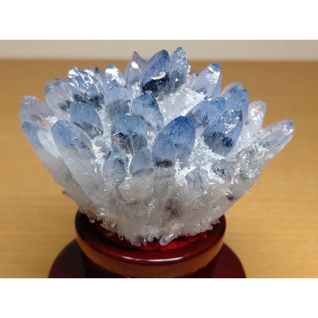 水晶 285g クォーツ クラスター 原石 鑑賞石 自然石 誕生石 宝石