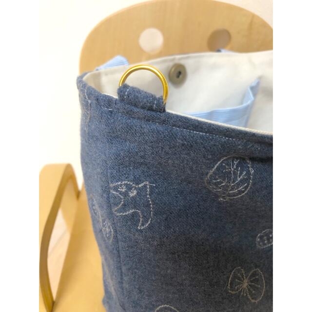 トートバッグ　オムツポーチ  刺繍生地　北欧　ハンドメイド ハンドメイドのファッション小物(バッグ)の商品写真