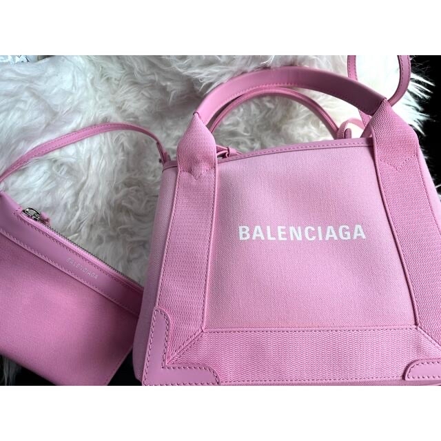 在庫限り】 Balenciaga バレンシアガスモールカバス xs 売り切れ☆2022
