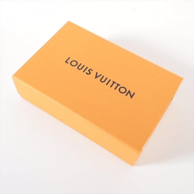 LOUIS VUITTON(ルイヴィトン)のヴィトン  シルク×ナイロン M  レディース その他トップス レディースのレッグウェア(タイツ/ストッキング)の商品写真