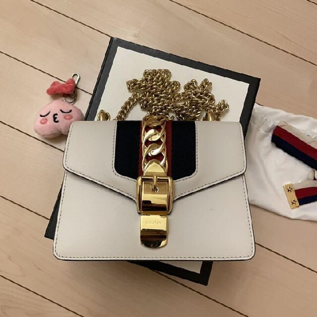 Gucci - Gucci sylvie ショルダーバッグミニサイズ