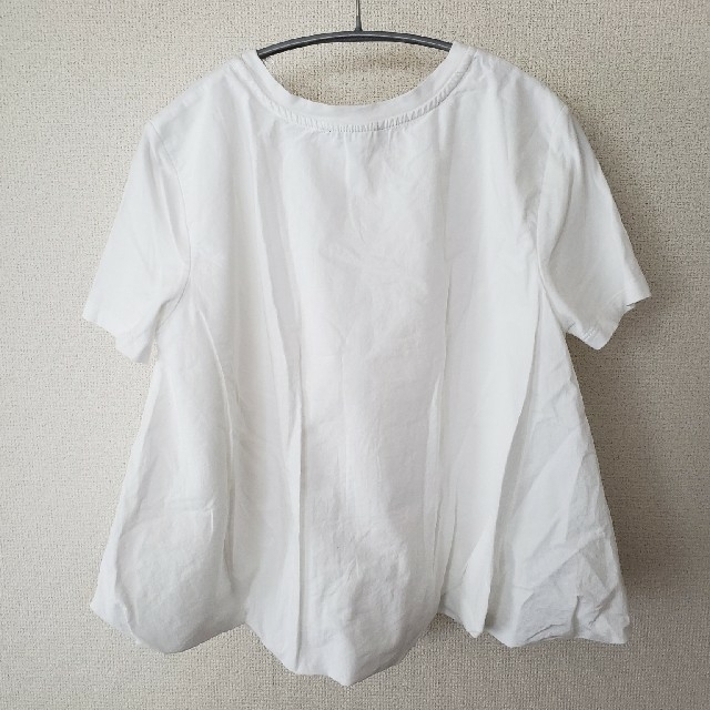 ZARA(ザラ)のZARA　バルーンTシャツ　新品 レディースのトップス(Tシャツ(半袖/袖なし))の商品写真