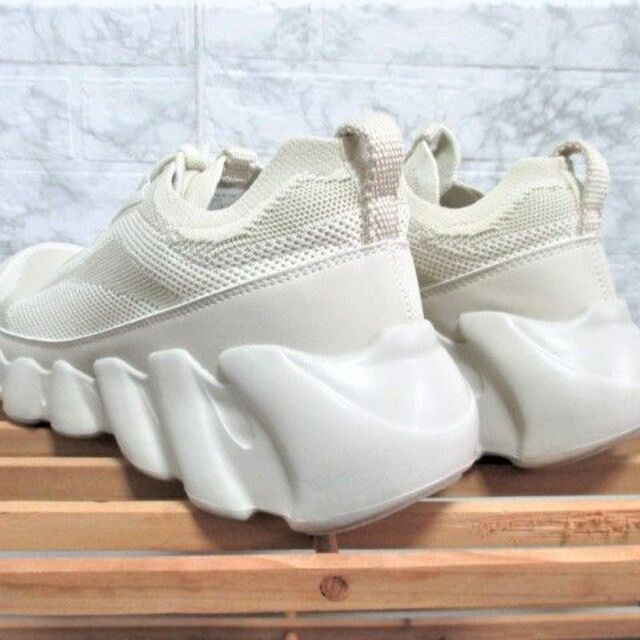 ZARA - ☆ZARA ザラ スニーカー/メンズ/27cm/ベージュ☆新品