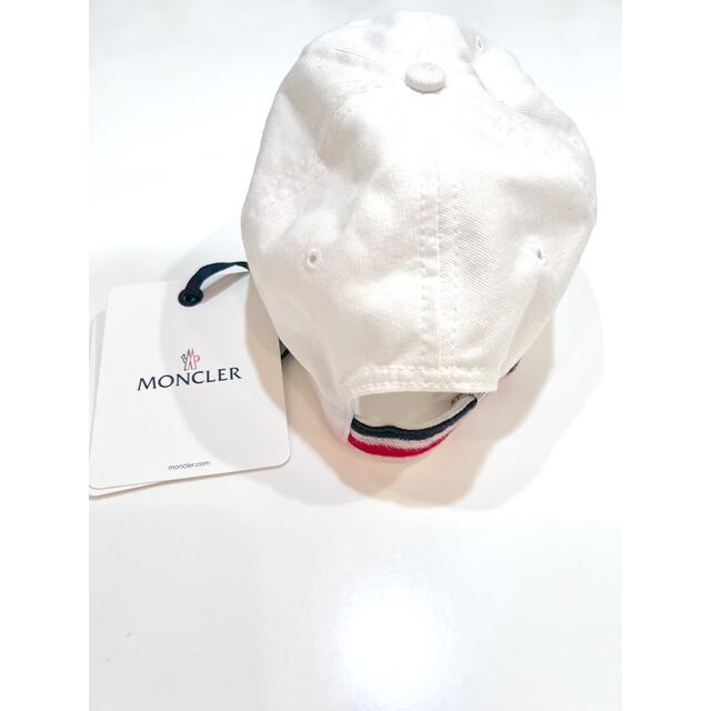 MONCLER(モンクレール)の美品★MONCLER♡モンクレール キャップ 男女兼用可能　ホワイト レディースの帽子(キャップ)の商品写真