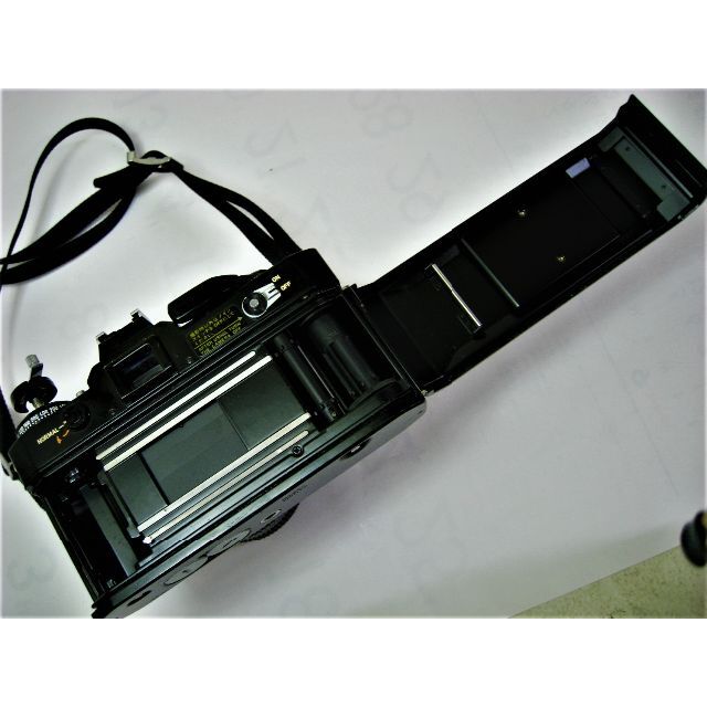 美品 アンティーク キャノン EF FD 28mm F2.8フィルター・フード付 美品 アンティーク キャノン EF FD 28mm F2.8フィルター・フード付