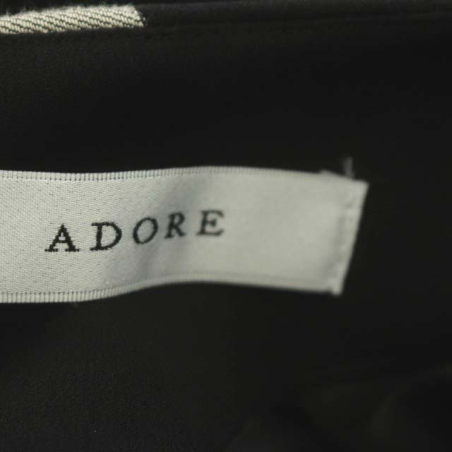 ADORE(アドーア)のアドーア ワンピース デザイン 異素材切替 リネン プリーツ ロング 長袖 黒 レディースのワンピース(ロングワンピース/マキシワンピース)の商品写真