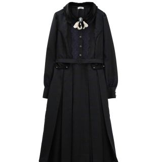 アクシーズファム(axes femme)の新品  完売品  カメオブローチ付き  ロングワンピ(ロングワンピース/マキシワンピース)