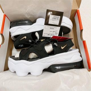 ナイキ(NIKE)の送料込み♪　エアマックスココ 23(サンダル)