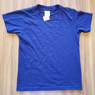 フルーツオブザルーム(FRUIT OF THE LOOM)の【新品】FRUIT OF THE LOOM　Tシャツ　120　紺　半袖　丸首(Tシャツ/カットソー)