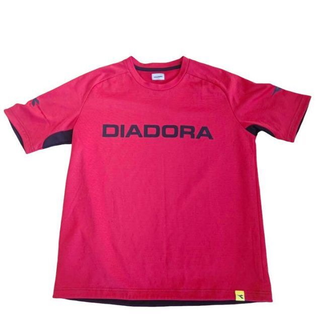 DIADORA(ディアドラ)のDIADORA　ディアドラ　メンズ　サイズL　レッド　半袖Tシャツ メンズのトップス(Tシャツ/カットソー(半袖/袖なし))の商品写真