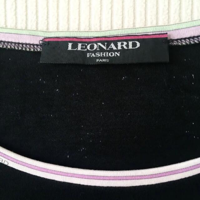 LEONARD(レオナール)の【レオナール】トップス　半袖　花柄　カンカン　カットソー　チュニック レディースのトップス(カットソー(半袖/袖なし))の商品写真