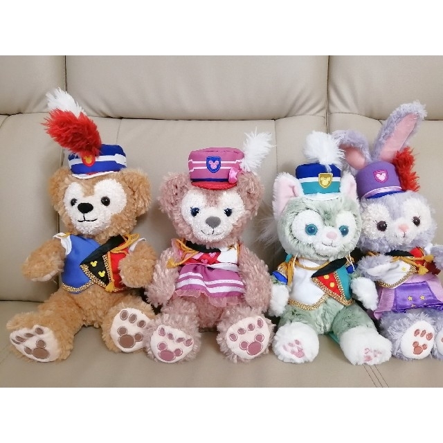 【新品タグ付き】ダッフィー　Duffy＃ハッピーマーチングファン　ぬいぐるみ