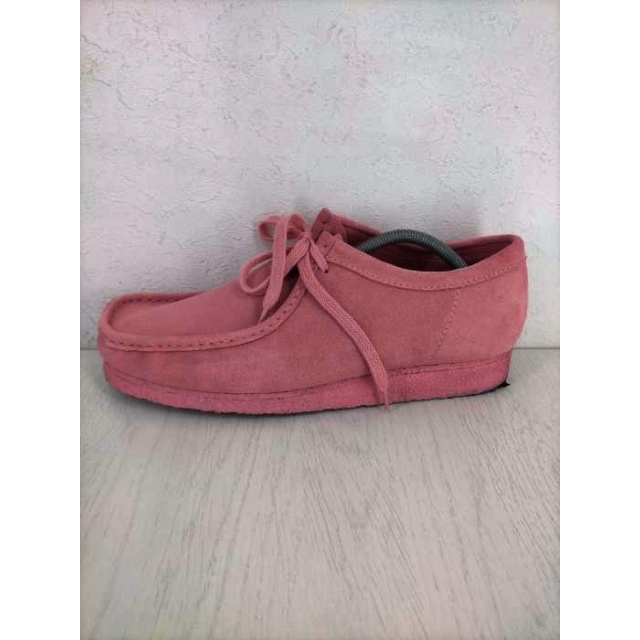 Clarks(クラークス)のClarks(クラークス) Wallabee Bright Pink Suede メンズの靴/シューズ(ブーツ)の商品写真